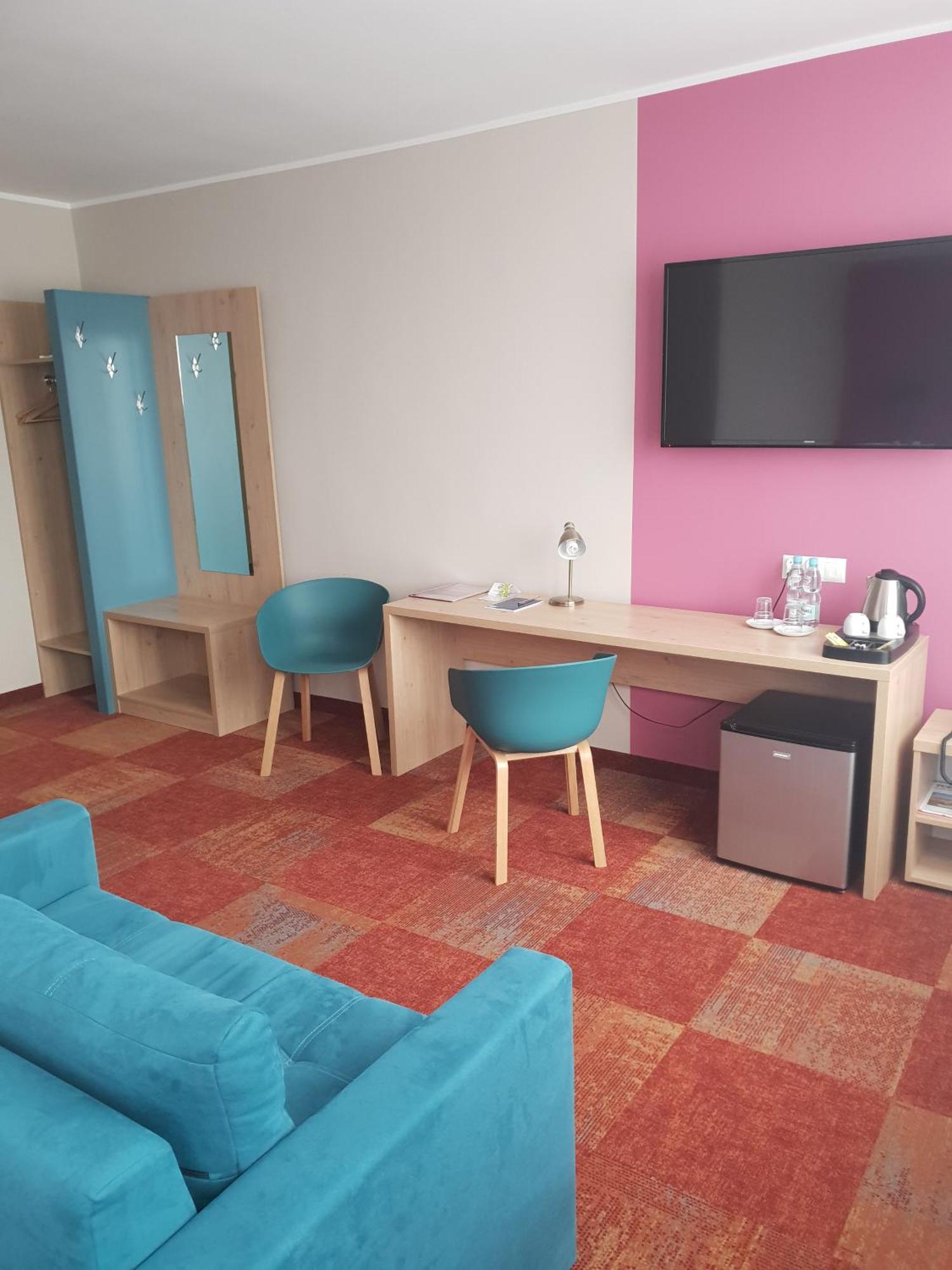 טצ'ב Carina Hotel מראה חיצוני תמונה