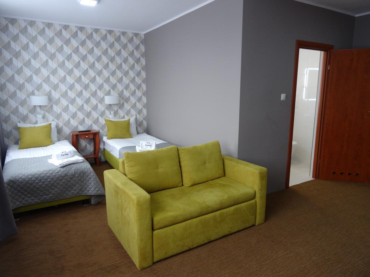טצ'ב Carina Hotel מראה חיצוני תמונה