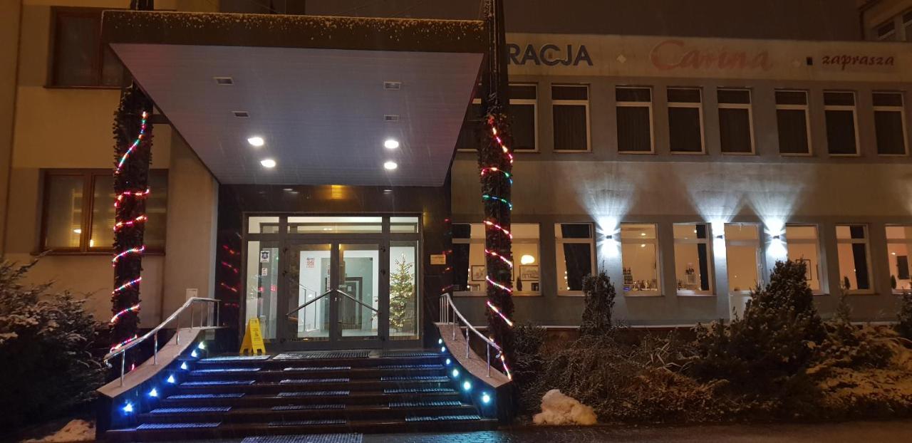 טצ'ב Carina Hotel מראה חיצוני תמונה