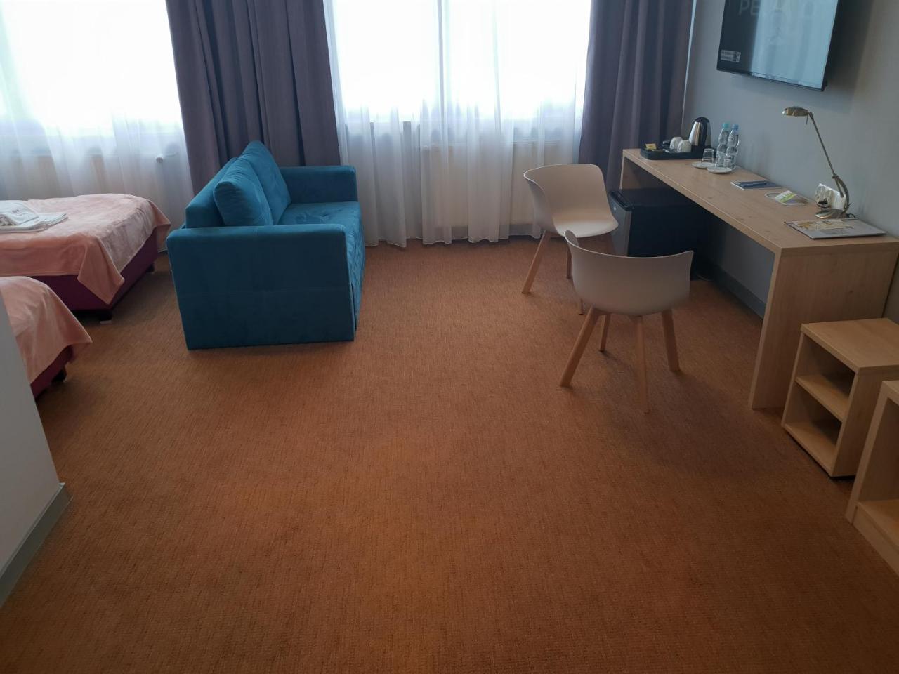 טצ'ב Carina Hotel מראה חיצוני תמונה